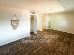 2119 Preuss Rd in Colorado Springs, CO - Building Photo - Building Photo