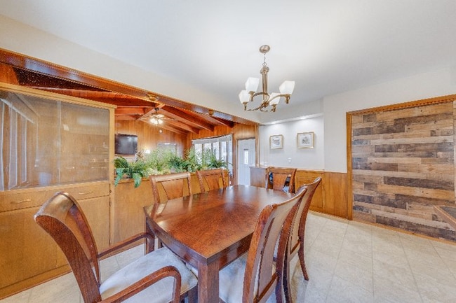 property at 506 Lexington Pkwy N