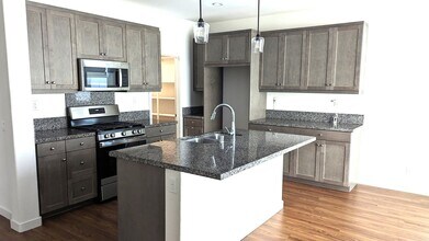 7449 Channel View St in Chino, CA - Building Photo - Building Photo