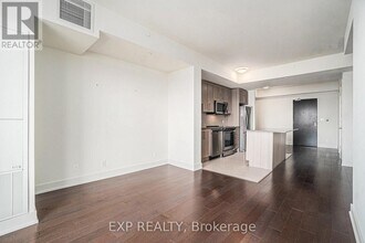 485 Richmond Rd in Ottawa, ON - Building Photo - Building Photo