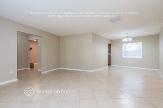 904 Tarawood Ln in Valrico, FL - Foto de edificio - Building Photo