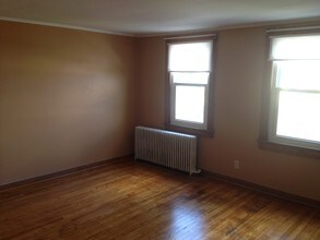 219 Ulster St, Unit 1 in Syracuse, NY - Building Photo - Building Photo