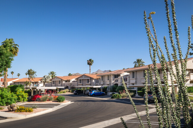 Mesquite Country Club in Palm Springs, CA - Building Photo - Building Photo