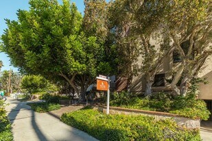 1011 5th St in Santa Monica, CA - Building Photo