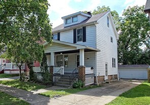 4956 E 84th St in Garfield Heights, OH - Building Photo