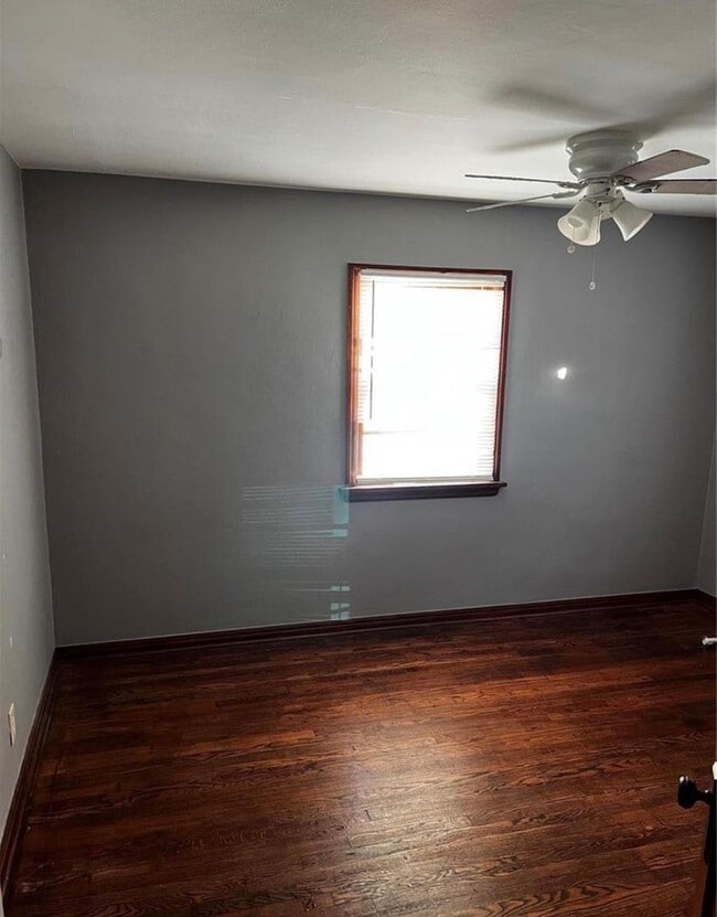 156 Fermo Ave in Ferguson, MO - Building Photo - Building Photo