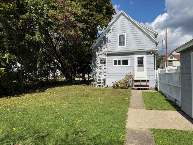 84 Norman St in Corning, NY - Building Photo - Building Photo