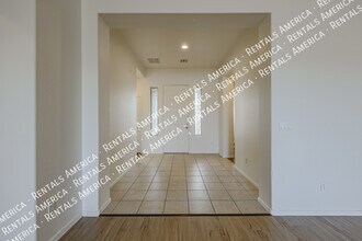 16218 N 182nd Ln in Surprise, AZ - Building Photo - Building Photo