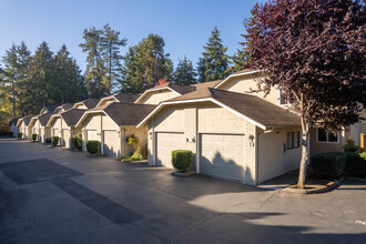 Wind & Wood Apartments in Edmonds, WA - Building Photo - Primary Photo