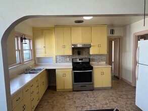 772 Sunset Blvd in Hayward, CA - Building Photo - Building Photo