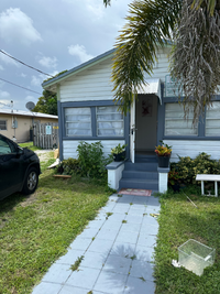 233 NW 5th Ave in Dania Beach, FL - Building Photo - Building Photo