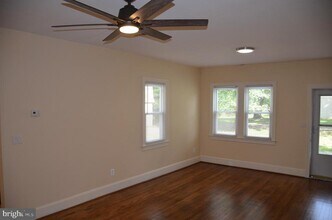 6912 Mackson Dr in Temple Hills, MD - Foto de edificio - Building Photo