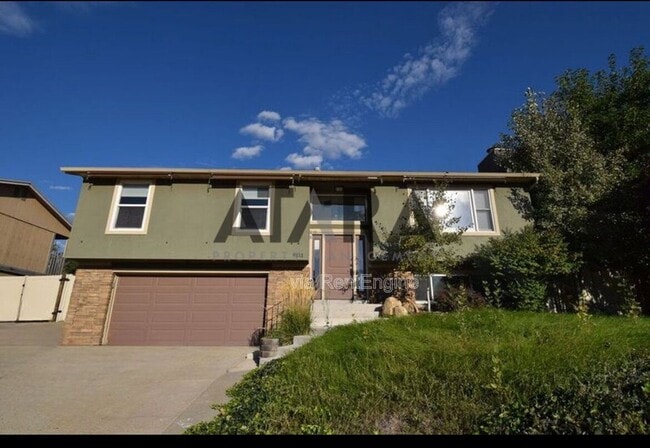 property at 9111 Parakeet Dr