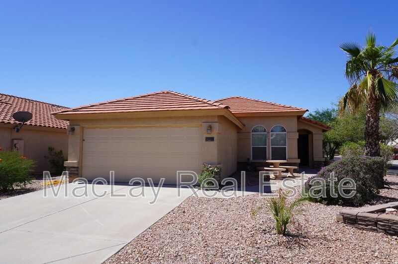 23205 W Arrow Dr in Buckeye, AZ - Foto de edificio