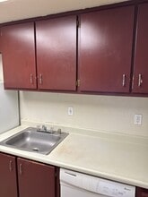 3317 Gould Way in Sacramento, CA - Building Photo - Building Photo