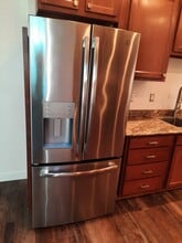 247 Main St, Unit LUXURY APT A in Clarion, PA - Foto de edificio - Building Photo