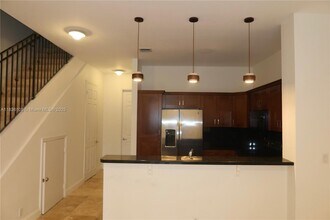 1139 NE 13th Ave in Fort Lauderdale, FL - Building Photo - Building Photo