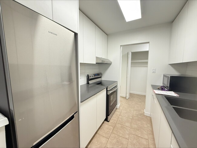 property at 1480-1480 Boundary Crescent