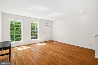 396 Delmar St in Philadelphia, PA - Building Photo - Building Photo