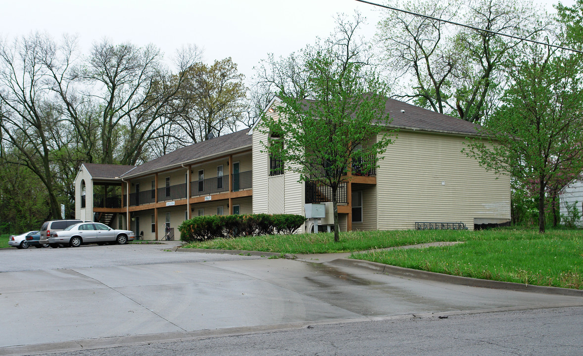 Maple Lane Apartments in Lawrence, KS - Foto de edificio