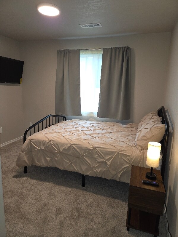 600 Van Wy in Grandview, WA - Building Photo - Building Photo