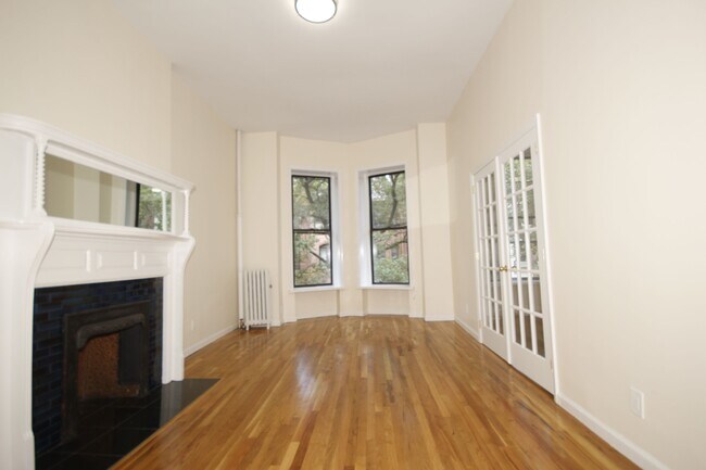 134 W 87th St in New York, NY - Building Photo - Building Photo