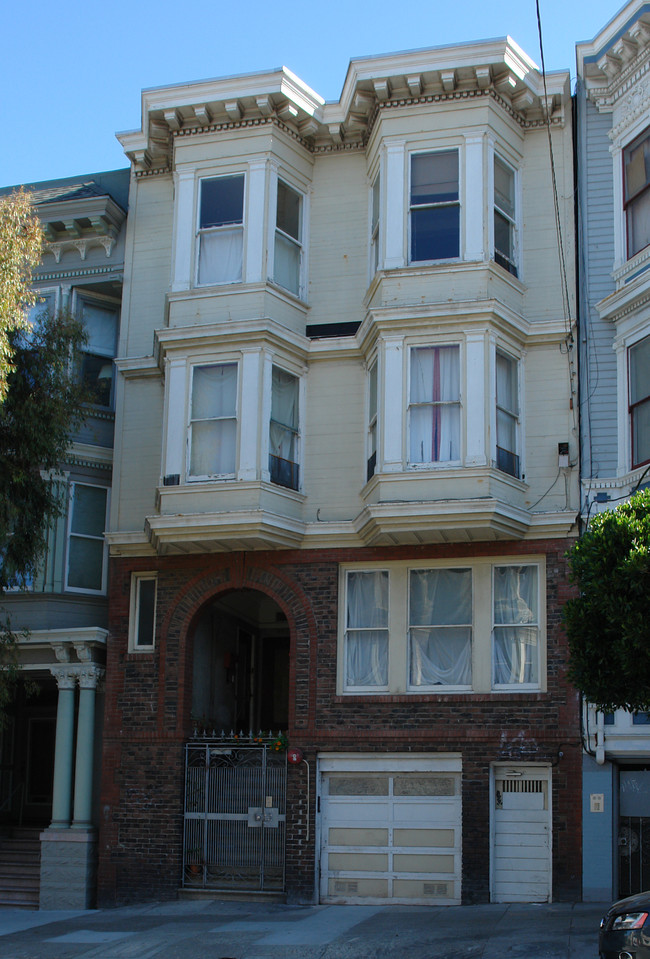 656 Clayton St in San Francisco, CA - Building Photo - Building Photo