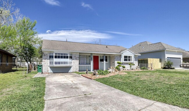 property at 5727 Peacock St