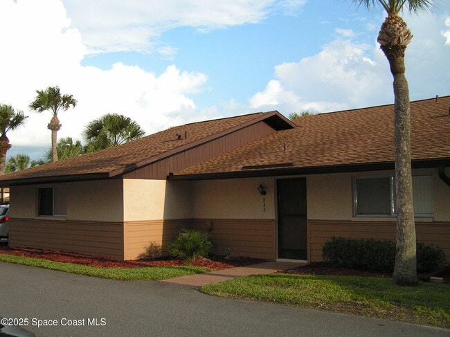 property at 935 Prosperity Pl
