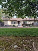 80 College Way, Unit 2 in Auburn, CA - Building Photo