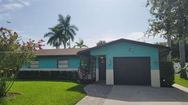 116 NW 3rd Ct in Boca Raton, FL - Building Photo - Building Photo