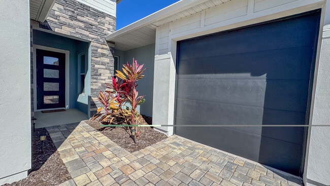 2463 Middlebury Dr SE in Palm Bay, FL - Foto de edificio - Building Photo