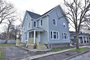 1 Stebbins St in Rochester, NY - Building Photo