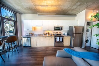 Tenth&G in San Diego, CA - Building Photo - Building Photo