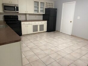 18 Walnut Rd, Unit 2 in Somerville, MA - Building Photo - Building Photo