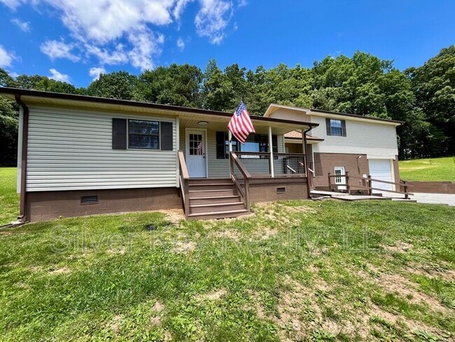 1719 Reed Rd in Ten Mile, TN - Building Photo - Building Photo