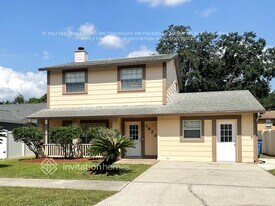 1623 Palm Leaf Dr in Brandon, FL - Building Photo