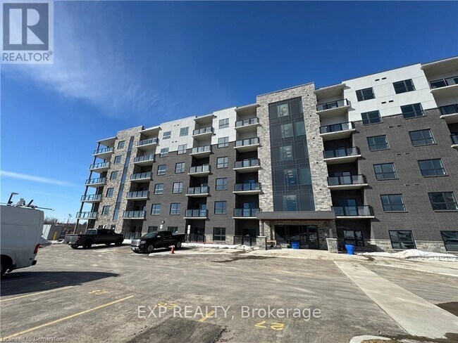 1000-1000 Lackner Blvd