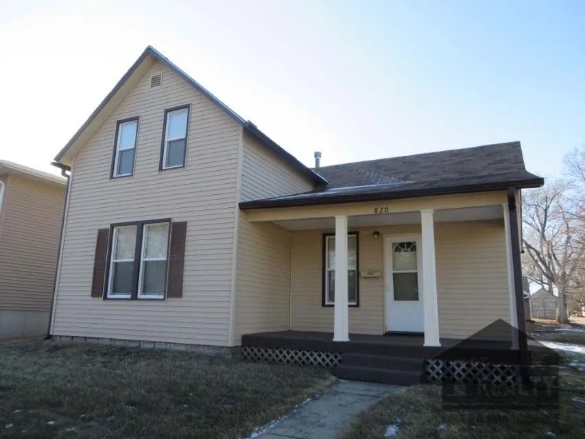 820 Windom St in Wayne, NE - Building Photo