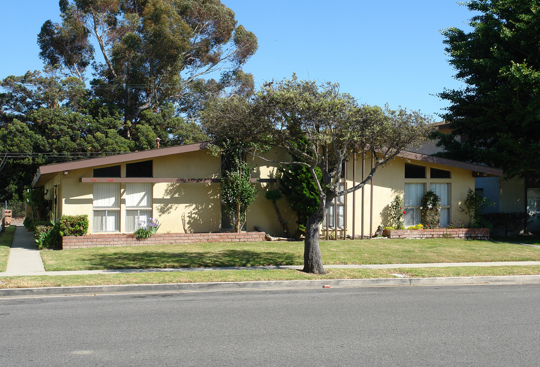 788-794 Sidonia Ave in Ventura, CA - Building Photo