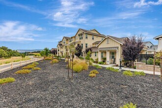 6436 Laguna Seca Ln in Gilroy, CA - Building Photo - Building Photo