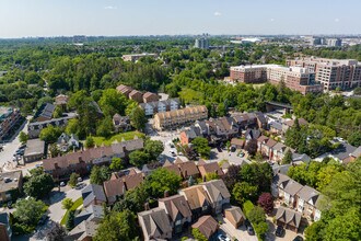 46 Fairground Ln in Vaughan, ON - Building Photo - Building Photo