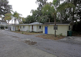 422 W New York Ave in DeLand, FL - Building Photo - Building Photo