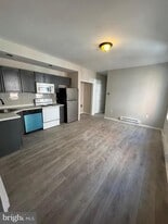 1222 Linwood Ave in Norristown, PA - Building Photo