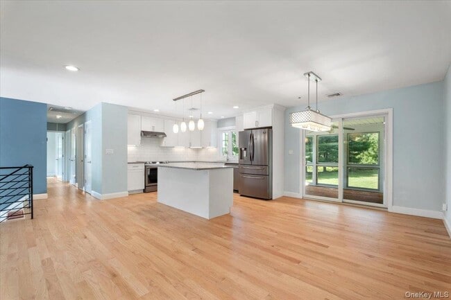 171 Diddell Rd in Wappingers Falls, NY - Building Photo - Building Photo