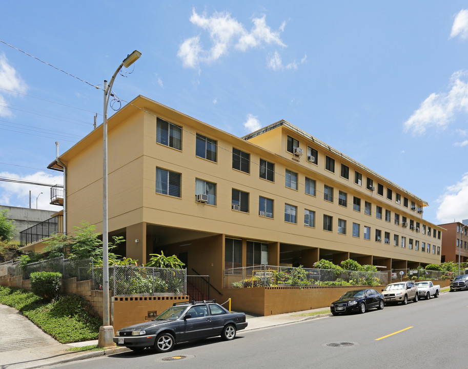 Hillside Villa in Honolulu, HI - Building Photo