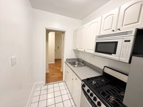 Jane Street in New York, NY - Building Photo - Building Photo