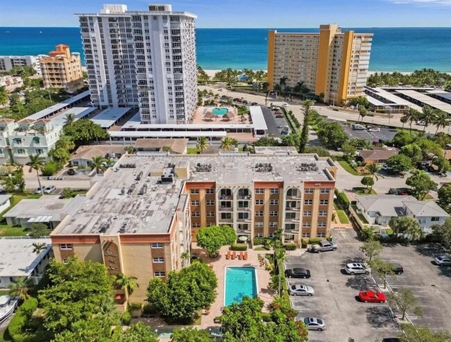 property at 400 N Riverside Dr