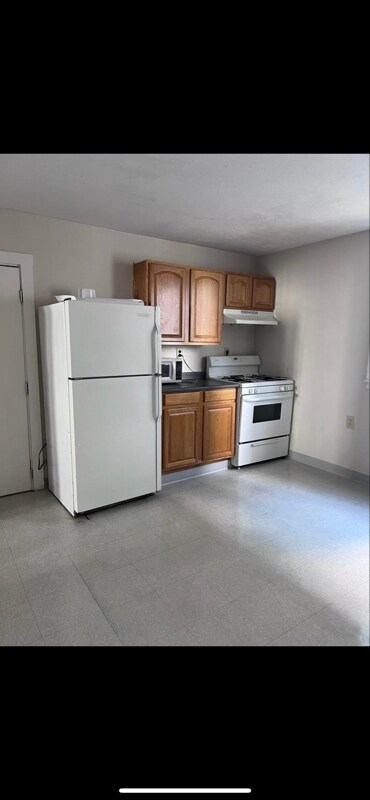 32 Shute St in Everett, MA - Building Photo - Building Photo