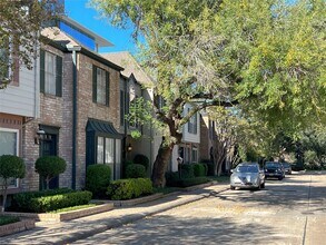 3737 Wakeforest St in Houston, TX - Building Photo - Building Photo